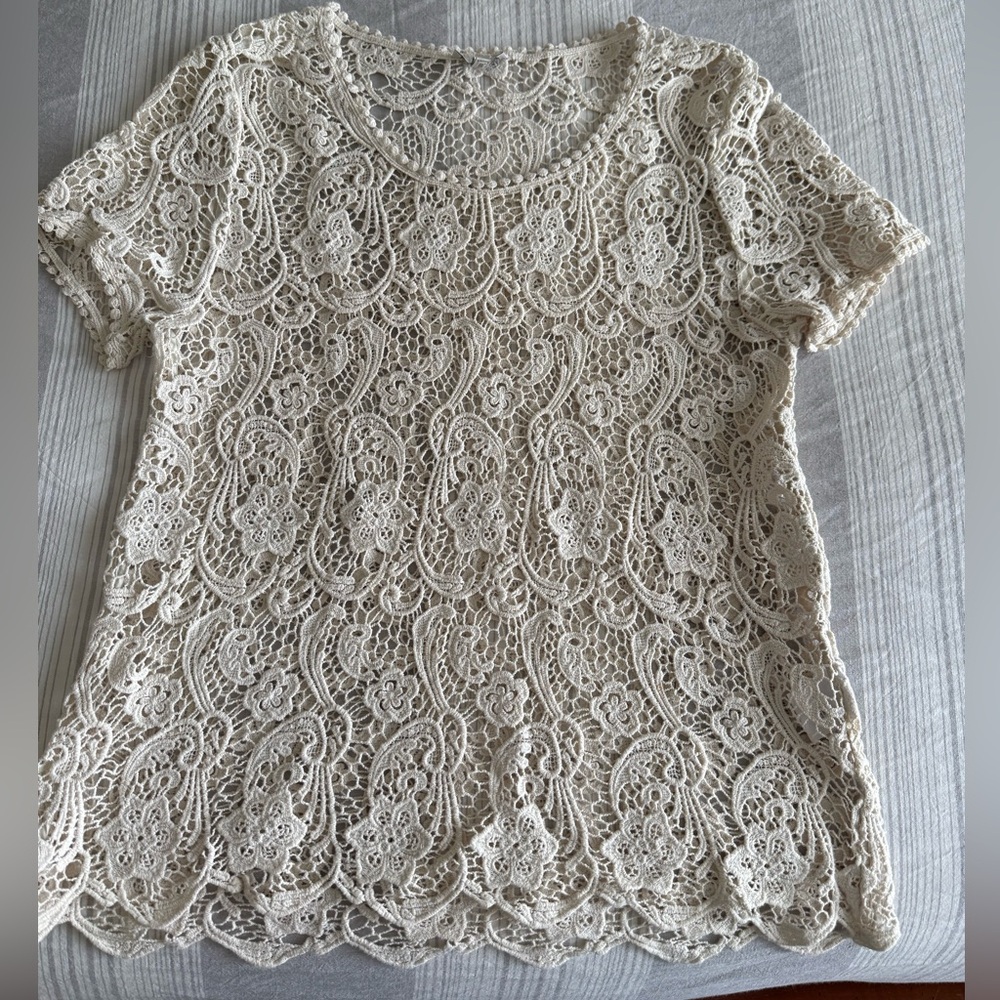 Joie cream colored lace top